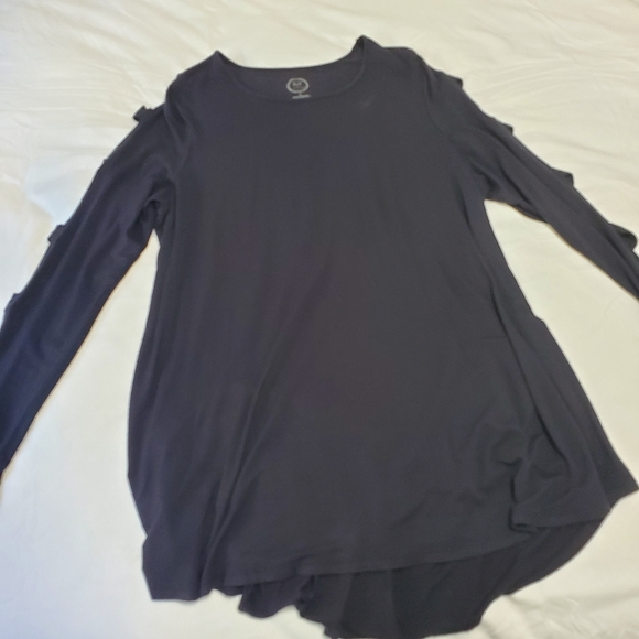 Longsleeve Shirt with sleeve cutouts - Picture 5 of 7